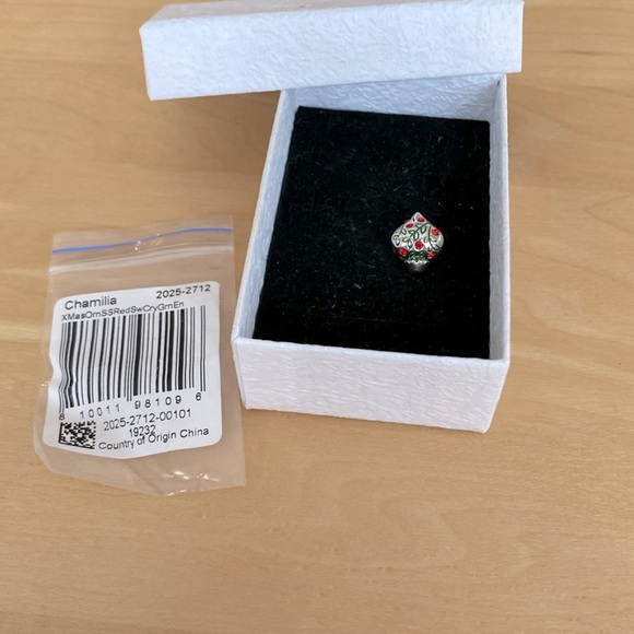 Chamilia Christmas Ornament charm - Picture 7 of 7